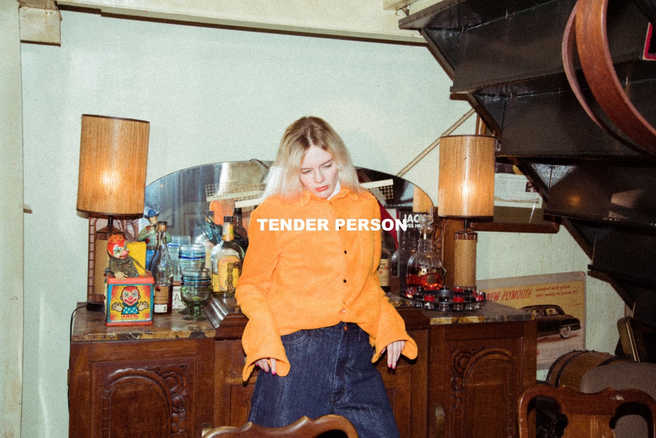 TENDER PERSONのキービジュアル